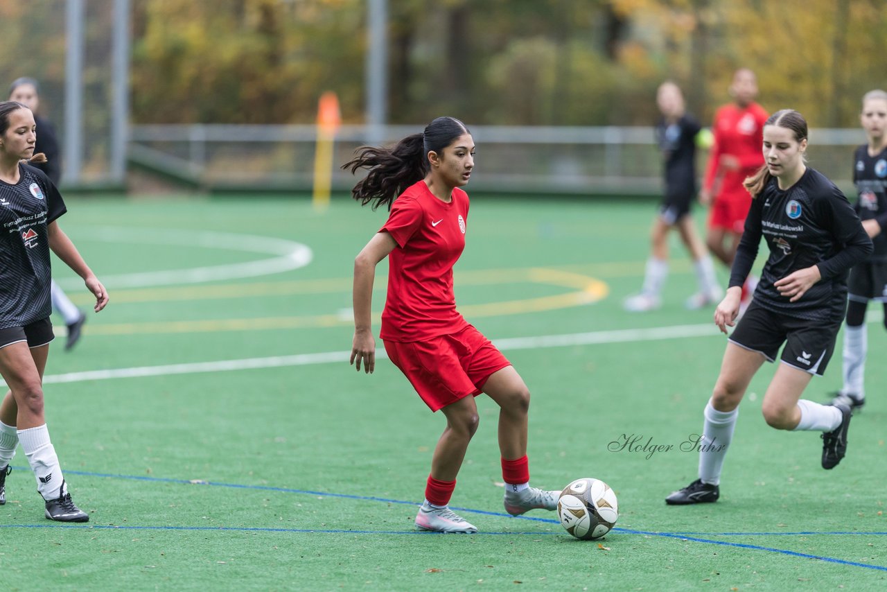 Bild 438 - wCJ VfL Pinneberg - Eimsbuettler TV : Ergebnis: 0:3